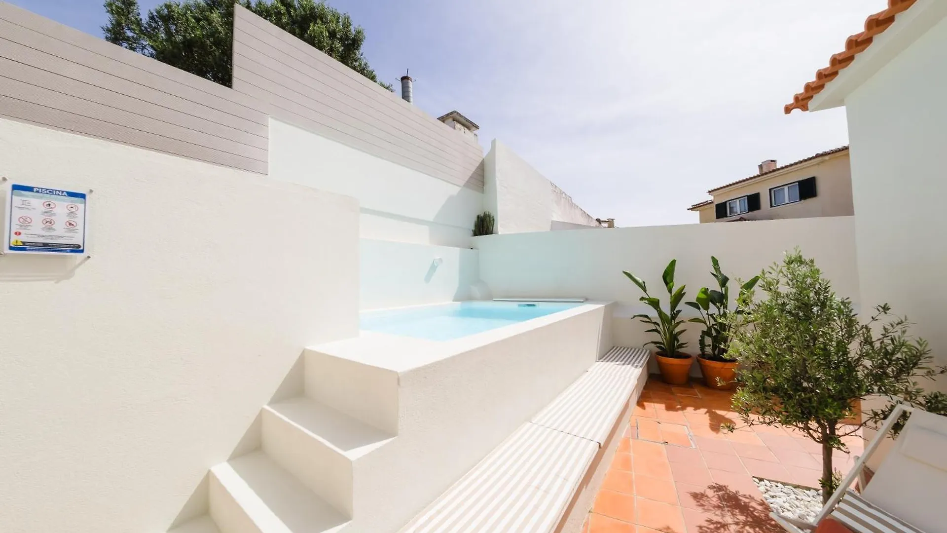 Zu'S House Relaxing House With Pool Near The Beach Parede