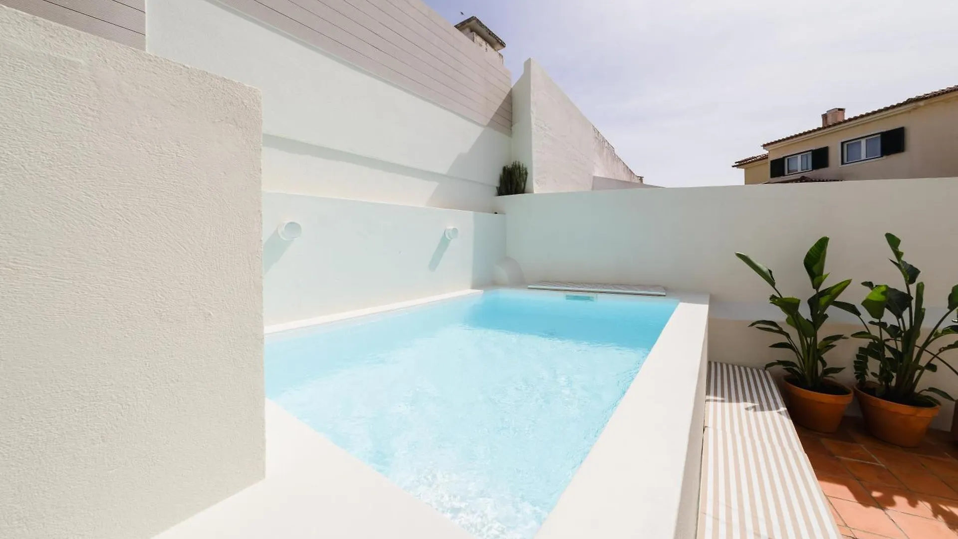 Zu'S House Relaxing House With Pool Near The Beach Portugal